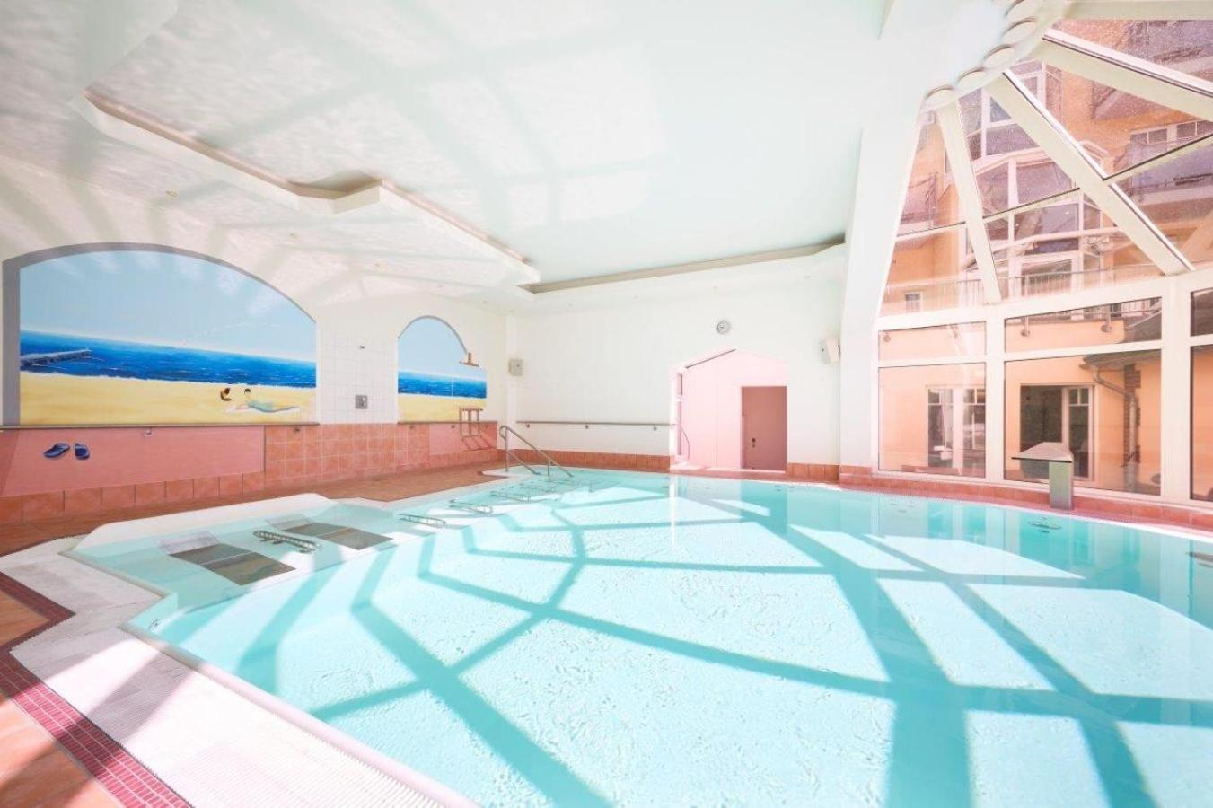 Strand- Und Wellnesshotel Preussenhof Zinnowitz Buitenkant foto