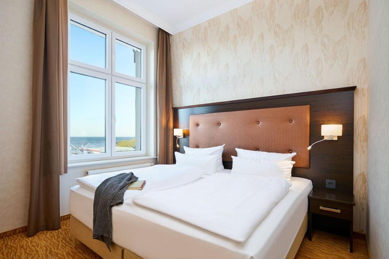 Strand- Und Wellnesshotel Preussenhof Zinnowitz Buitenkant foto