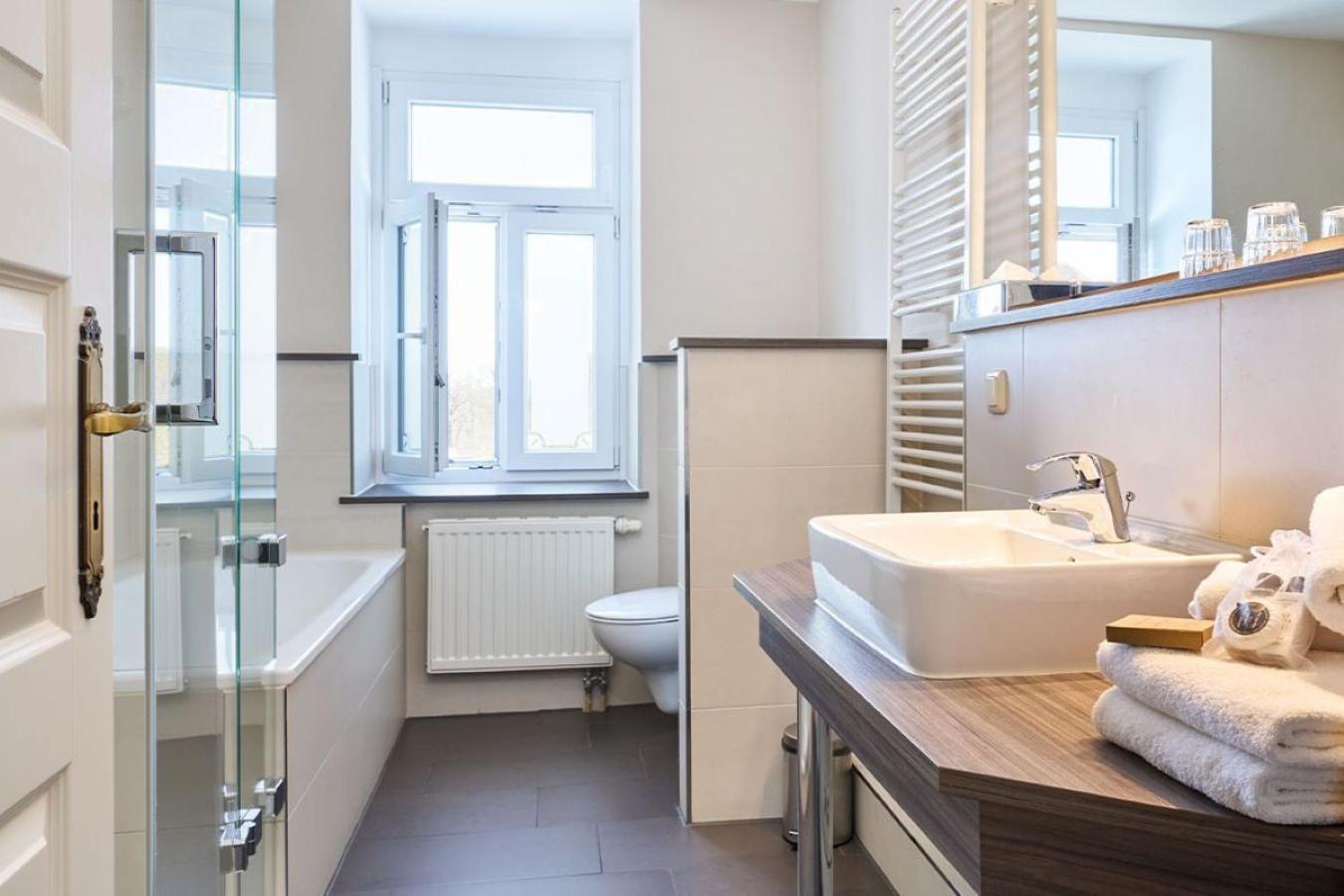 Strand- Und Wellnesshotel Preussenhof Zinnowitz Buitenkant foto