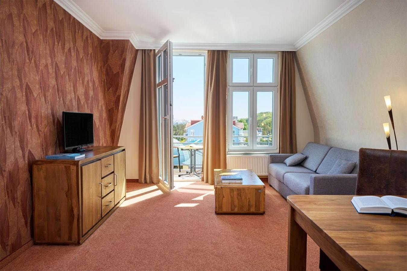 Strand- Und Wellnesshotel Preussenhof Zinnowitz Buitenkant foto
