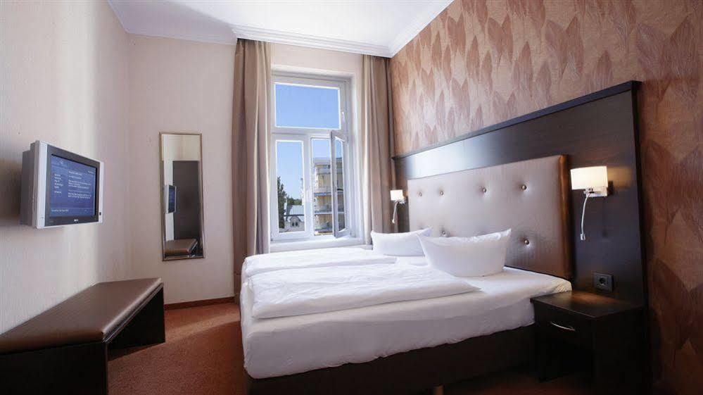 Strand- Und Wellnesshotel Preussenhof Zinnowitz Buitenkant foto